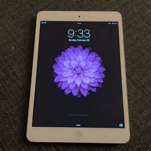 Ipad mini  9.3.5 12.8 gb in good condition works